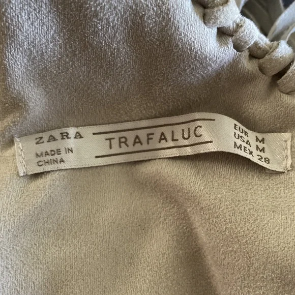 Zara Trafaluc Party Top Suede Off White Fringe Haltered Medium Pre Owned EC - Picture 11 of 13